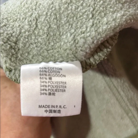 Brandy Melville Zip-Up Hoodie - Picture 9 of 9